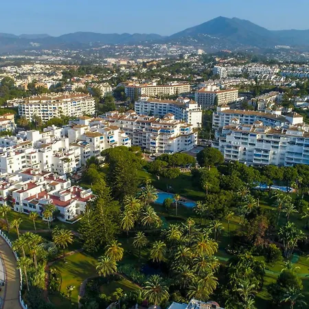 Banus - Lily Playas Del Duque Banus Marbella